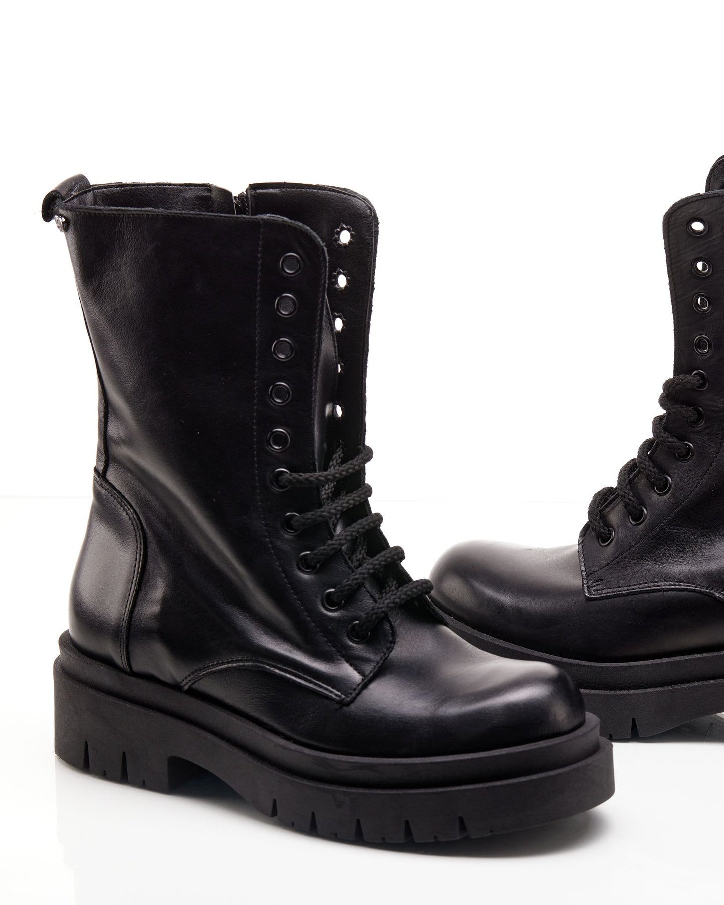 Anfibio in pelle nero fondo chunky - BVN2040