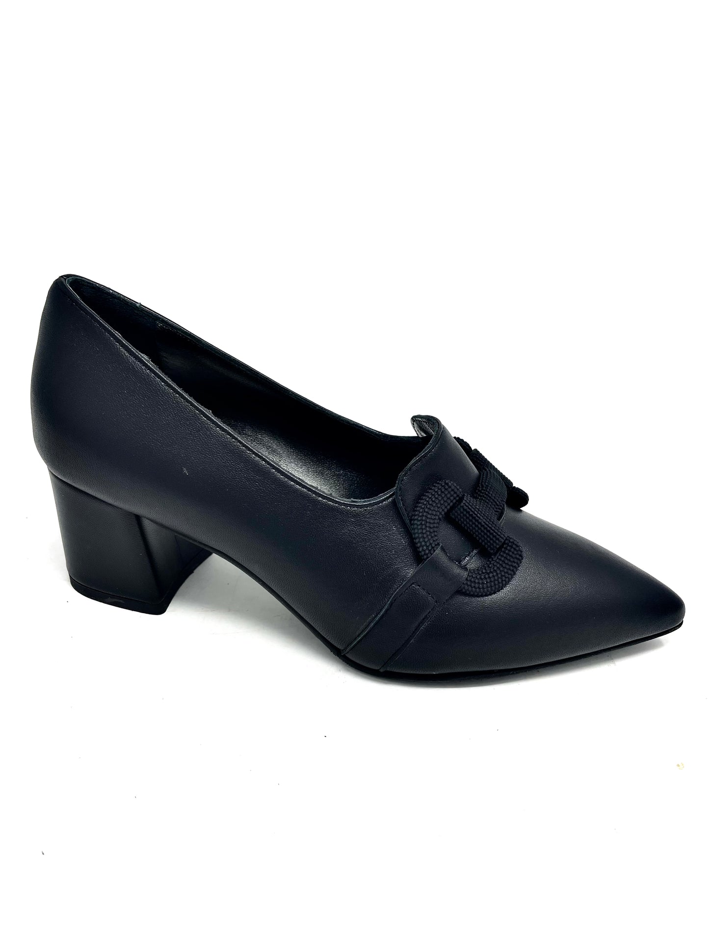 Mocassino con tacco e accessorio - I23411