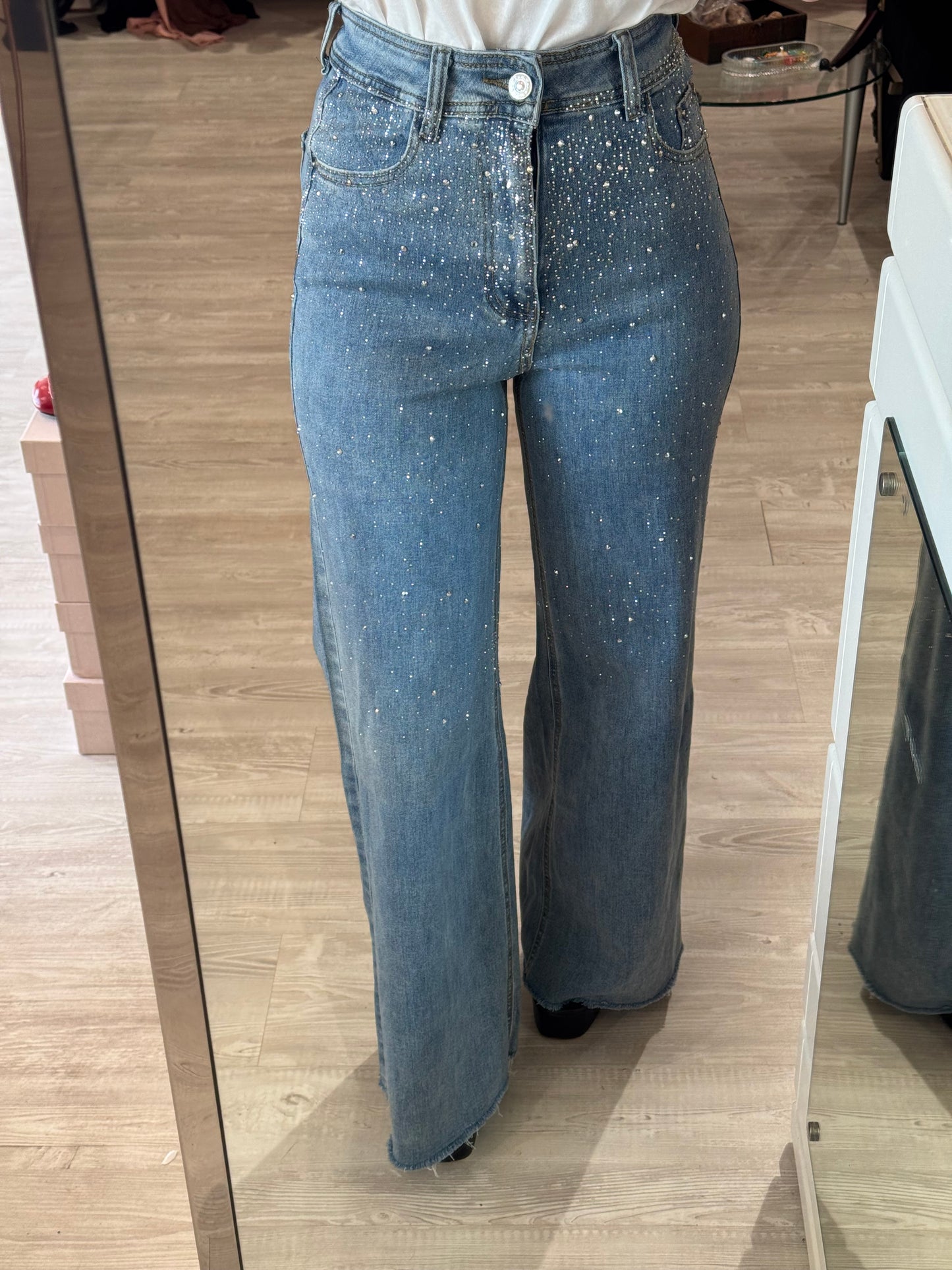 Jeans elasticizzato con strass