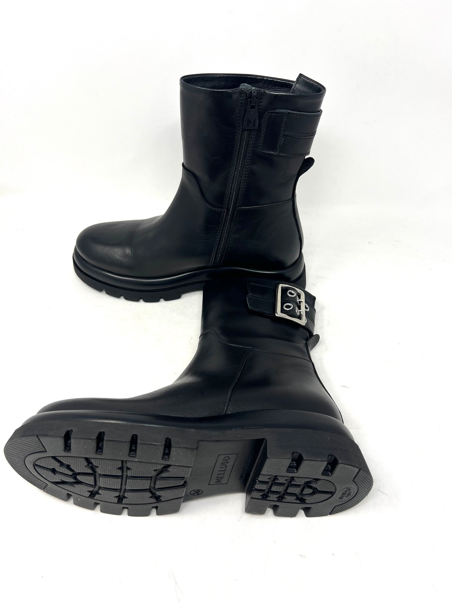 Tronchetto in pelle con fibbie Melluso -R45386