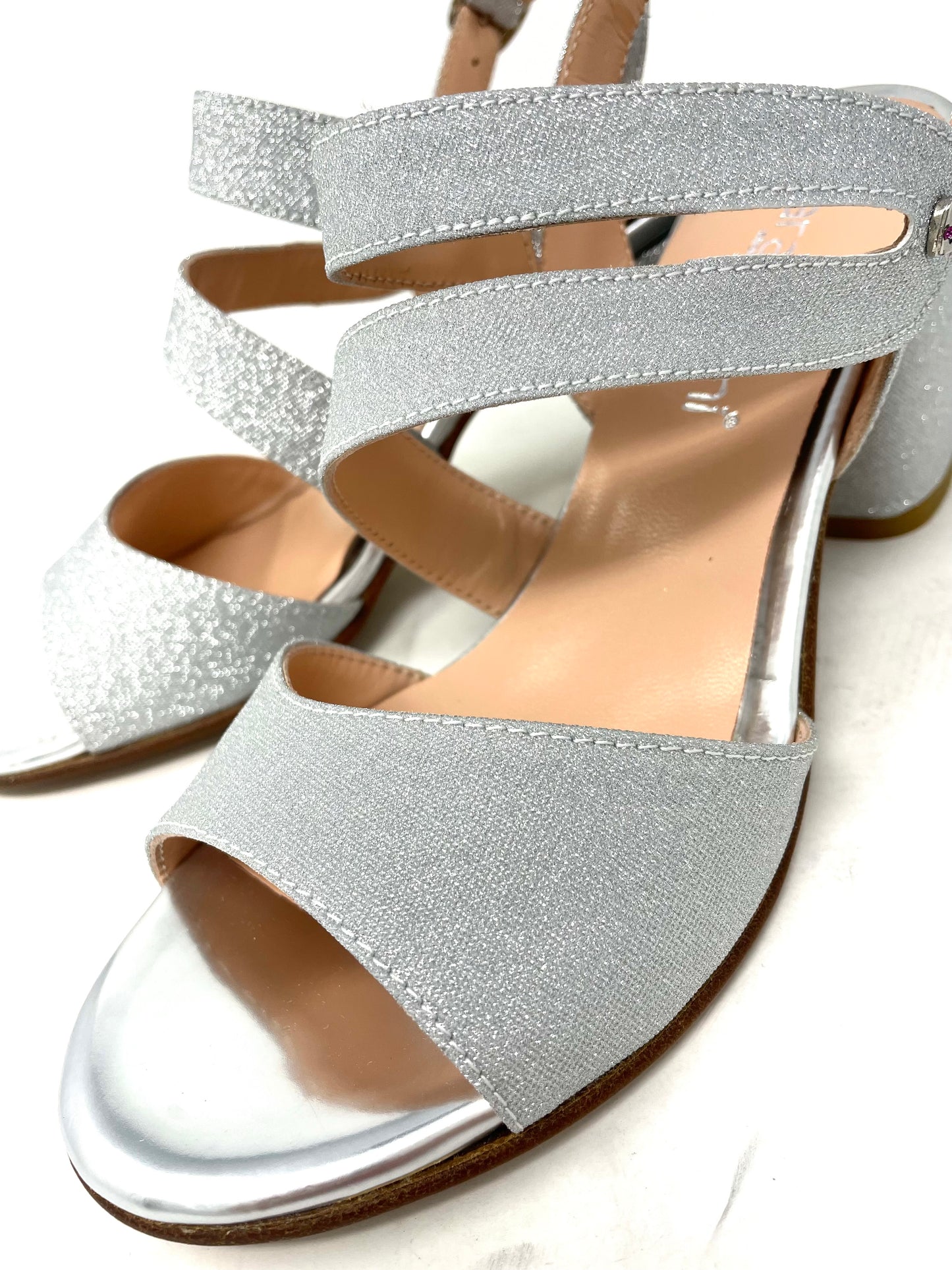 Sandalo con tacco argento glitter -24121