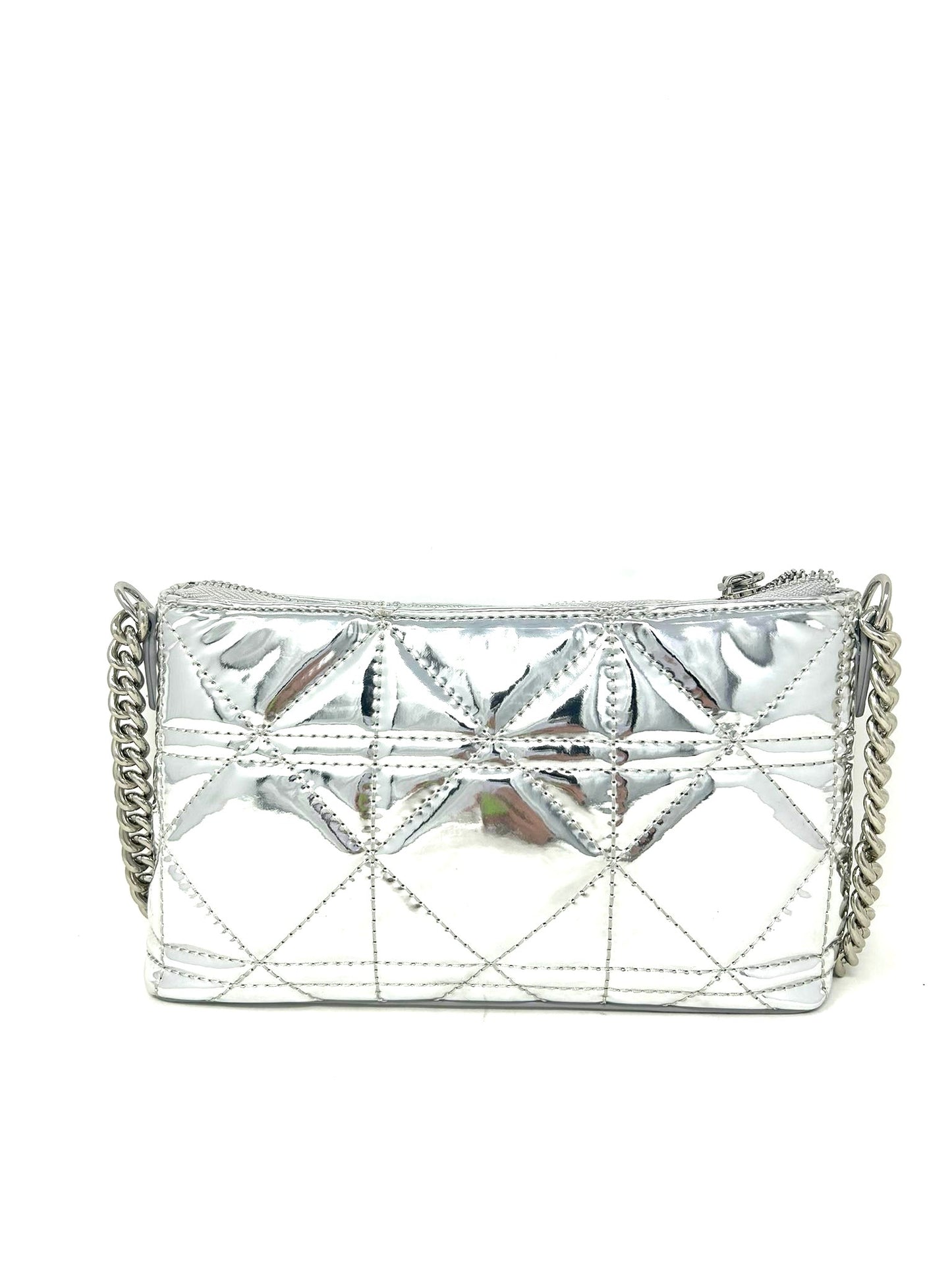 Mini pochette con matelassè e logo in metallo- GAACW02158