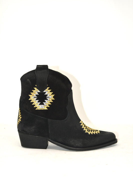 Texano nero ricamato oro - VMD02A
