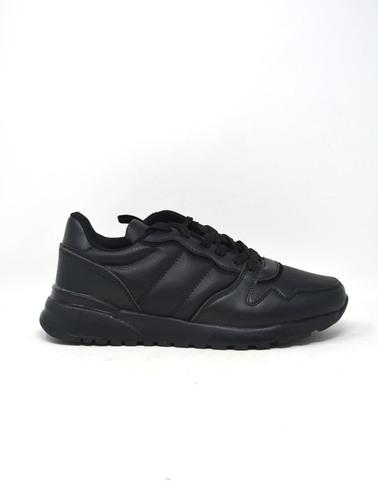 Sneaker in ecopelle nera - 957