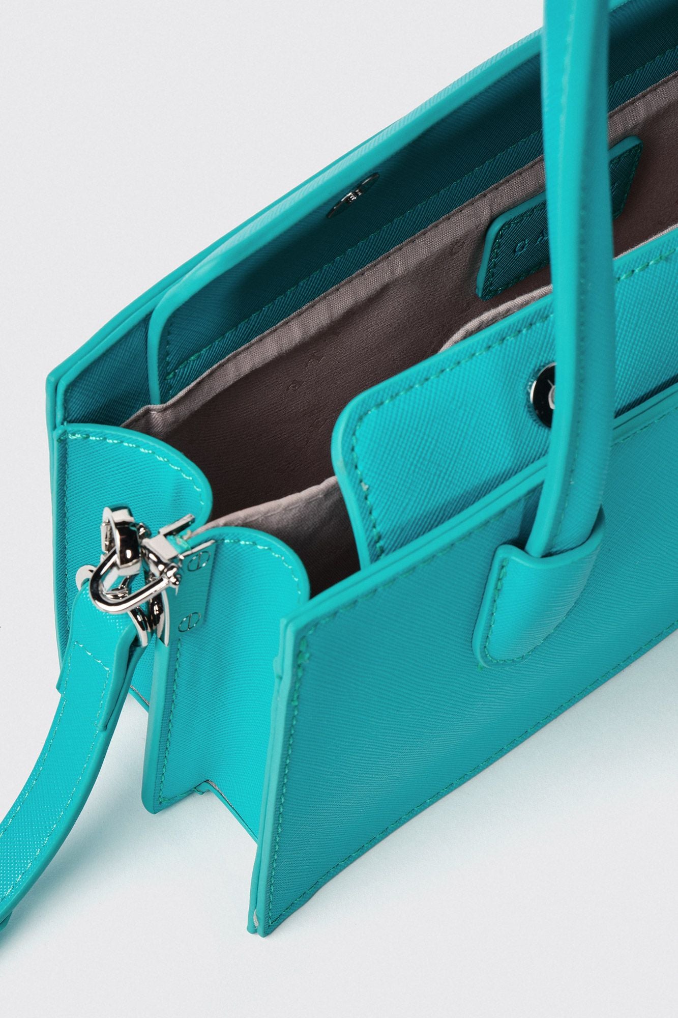 Reg Shoulder strap con logo in metallo -GAACW02236