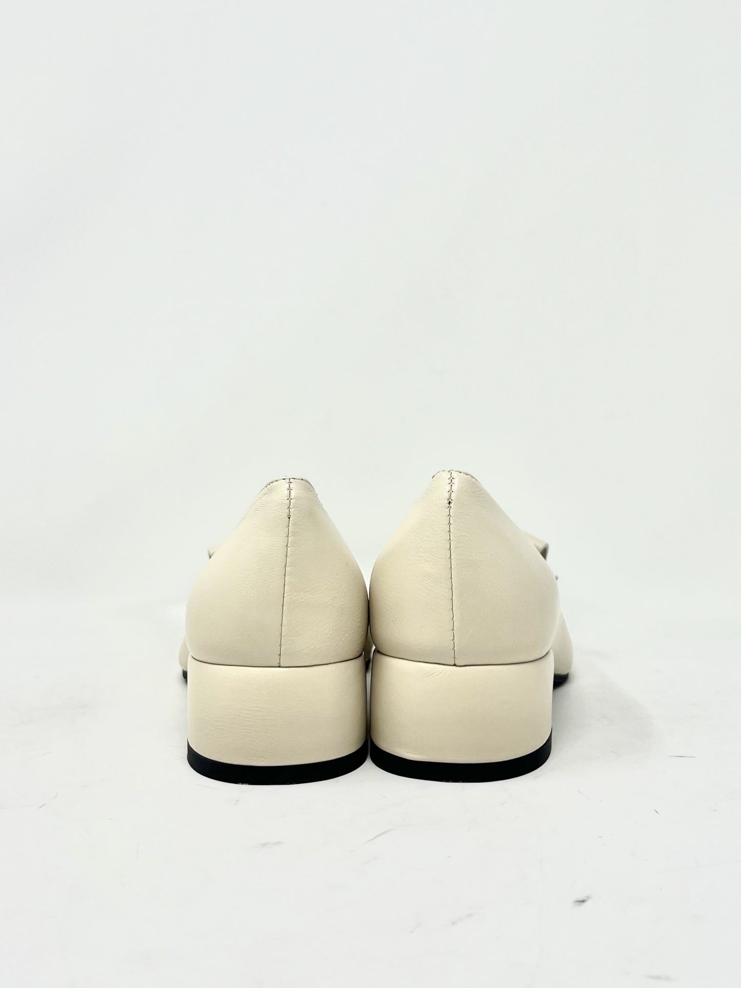 Scarpa bassa nappetta milk - V5348