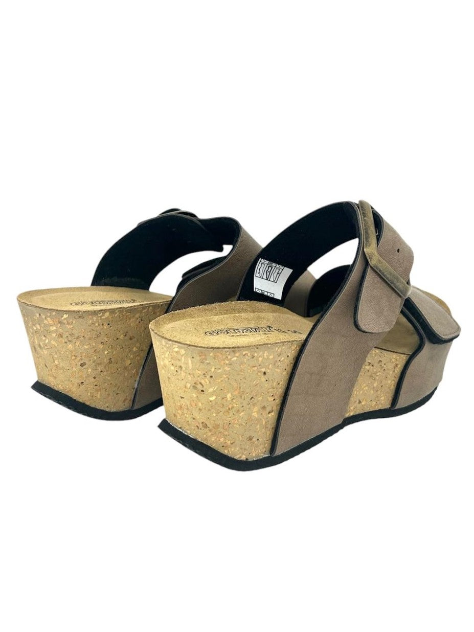 Sandalo doppia fascia con zeppa alta colore nocciola - GS1409Q