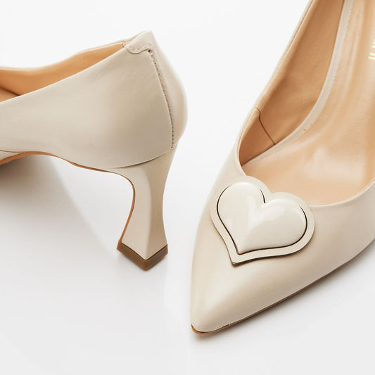 Decolletè cuore in pelle off white -2051B3