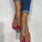 Sandalo infradito con tacco e accessorio multicolor fucsia -K58019