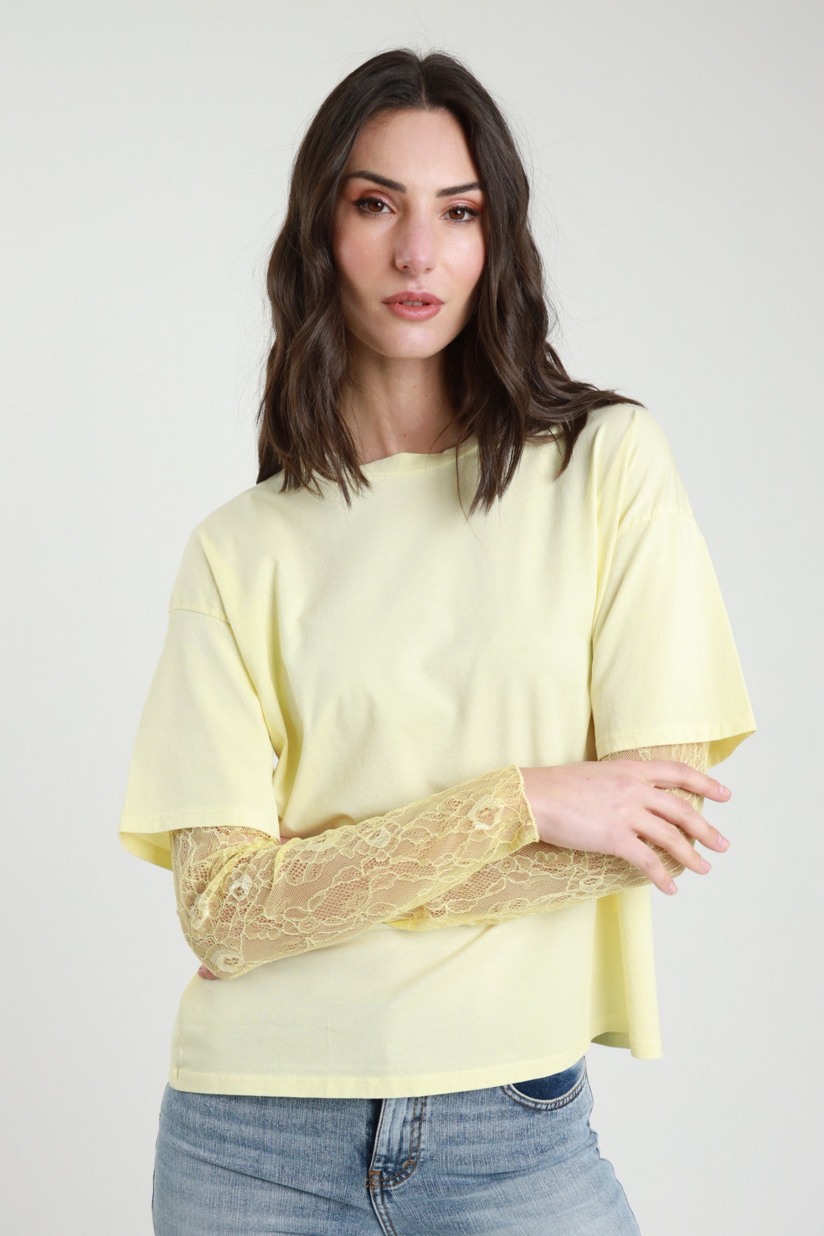 T-shirt con maniche in pizzo V_11073P