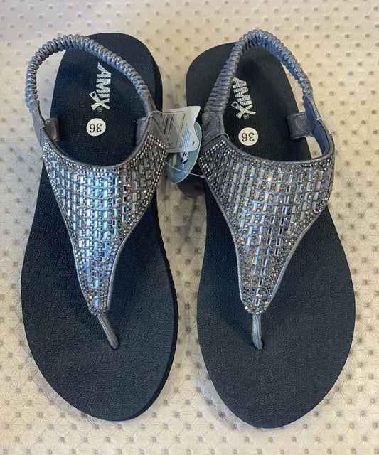 Sandalo infradito grigio