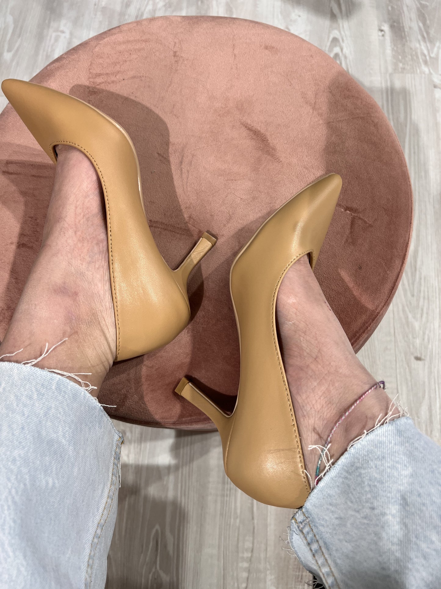 Décolleté tacco 8cm in pelle beige