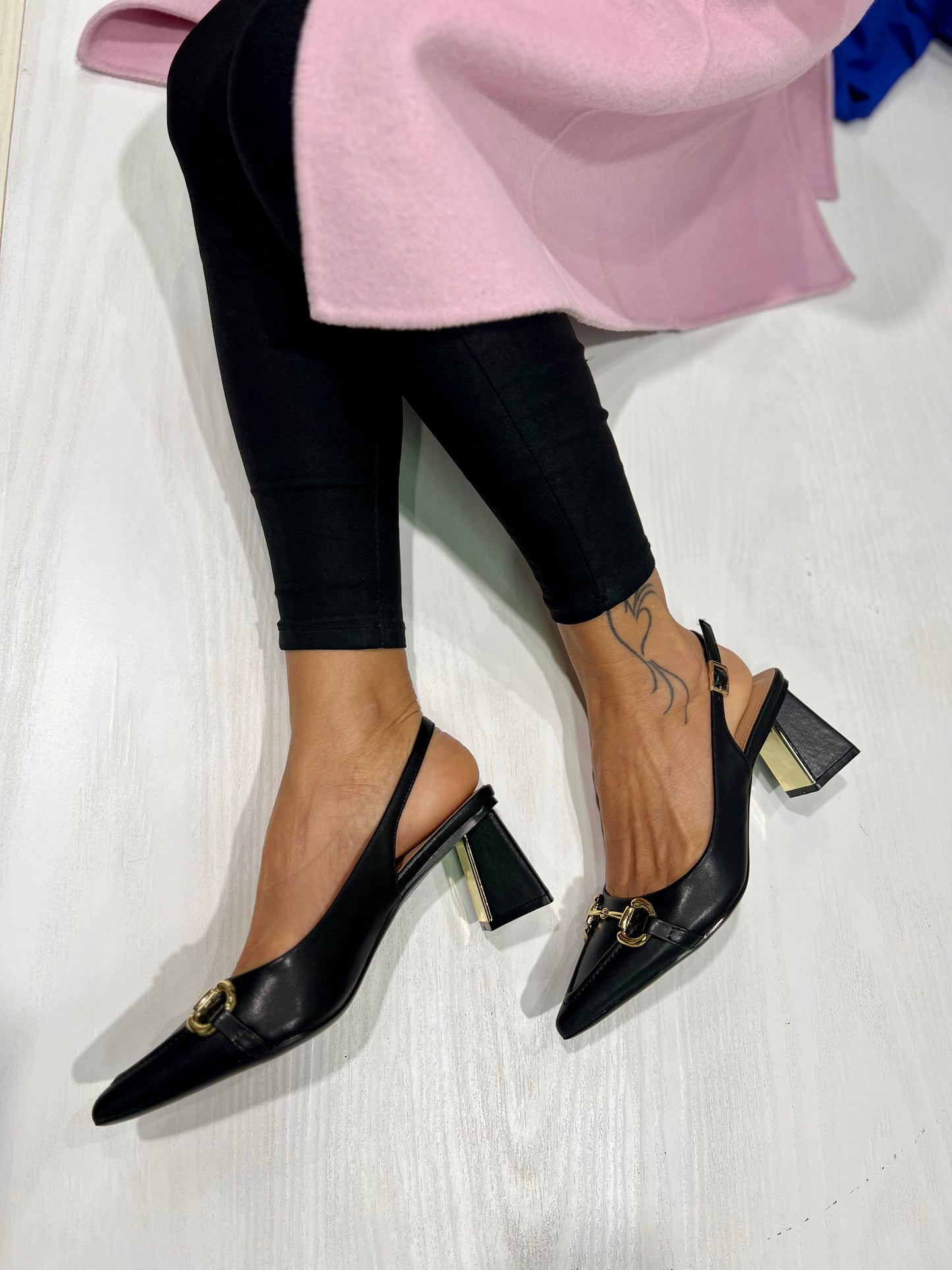 Slingback in vera pelle con tacco geometrico -C0702AN