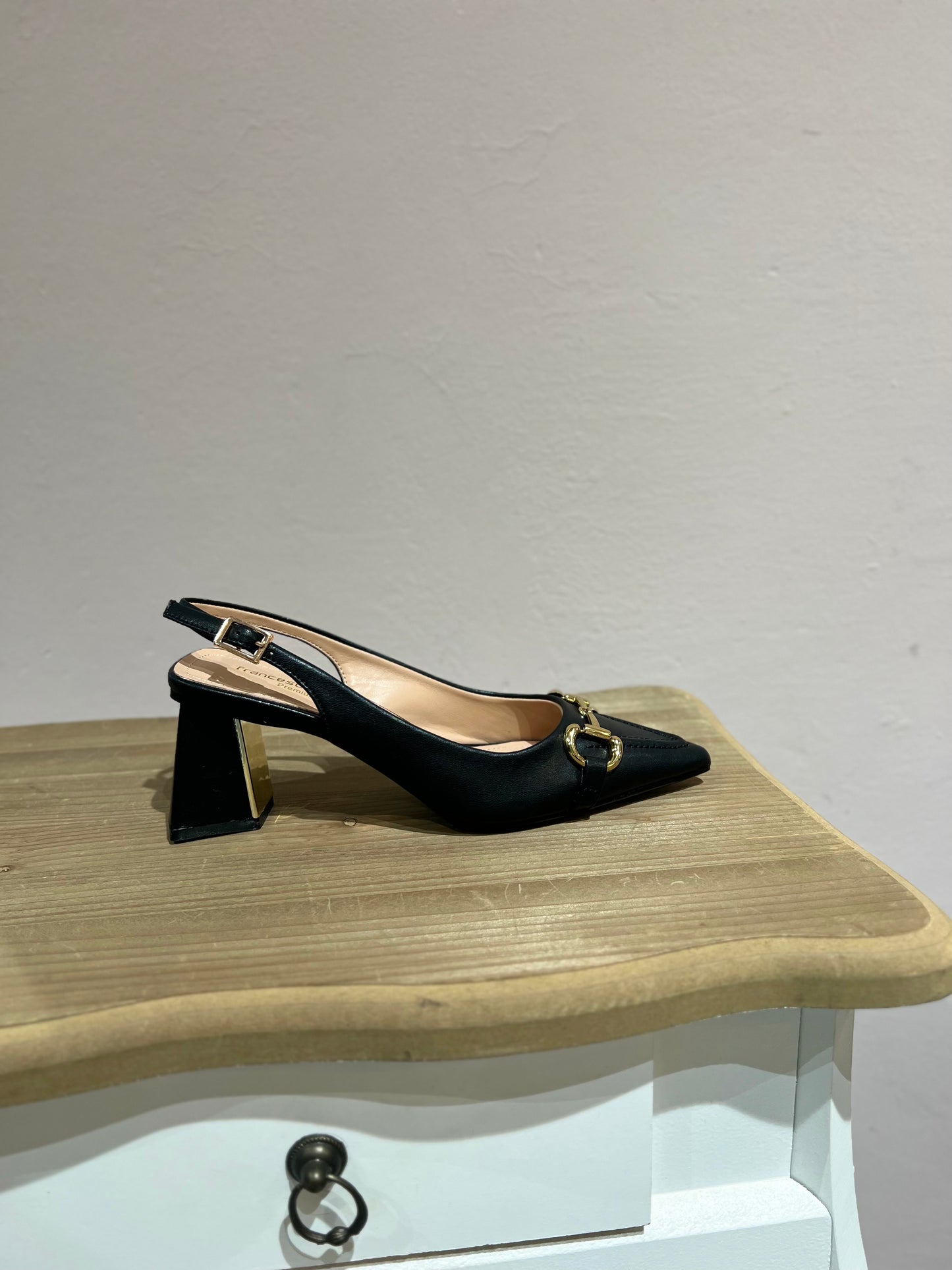 Slingback in vera pelle con tacco geometrico -C0702AN