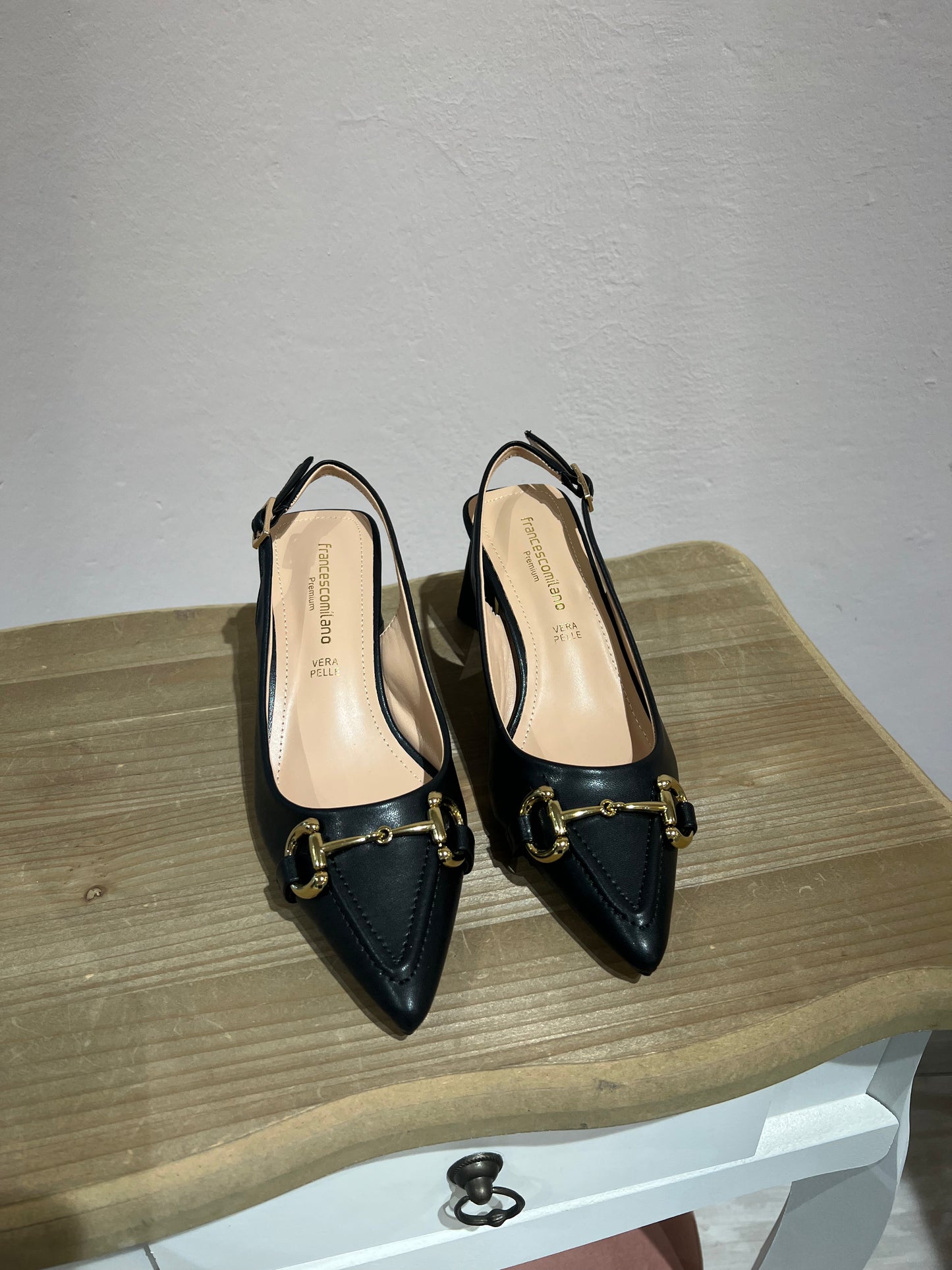Slingback in vera pelle con tacco geometrico -C0702AN