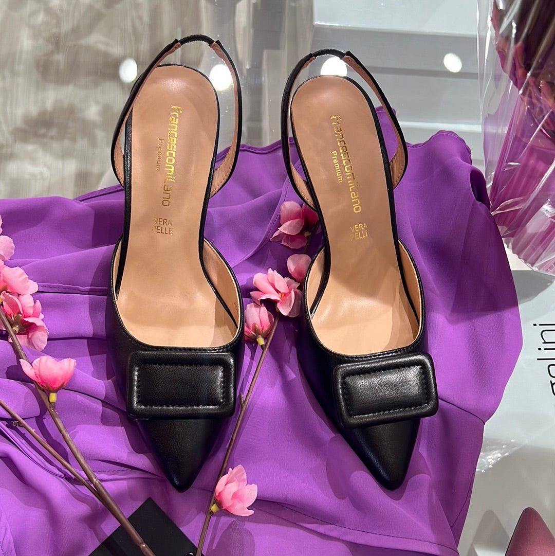 Slingback in pelle nero con accessorio -A0802AN