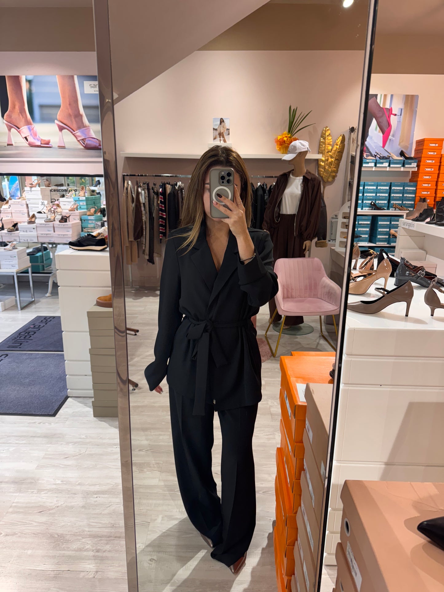 Completo giacca e pantalone nero