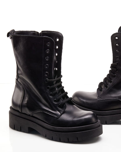 Anfibio in pelle nero fondo chunky - BVN2040