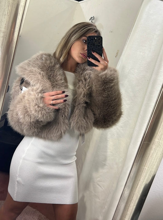 Eco fur crop beige