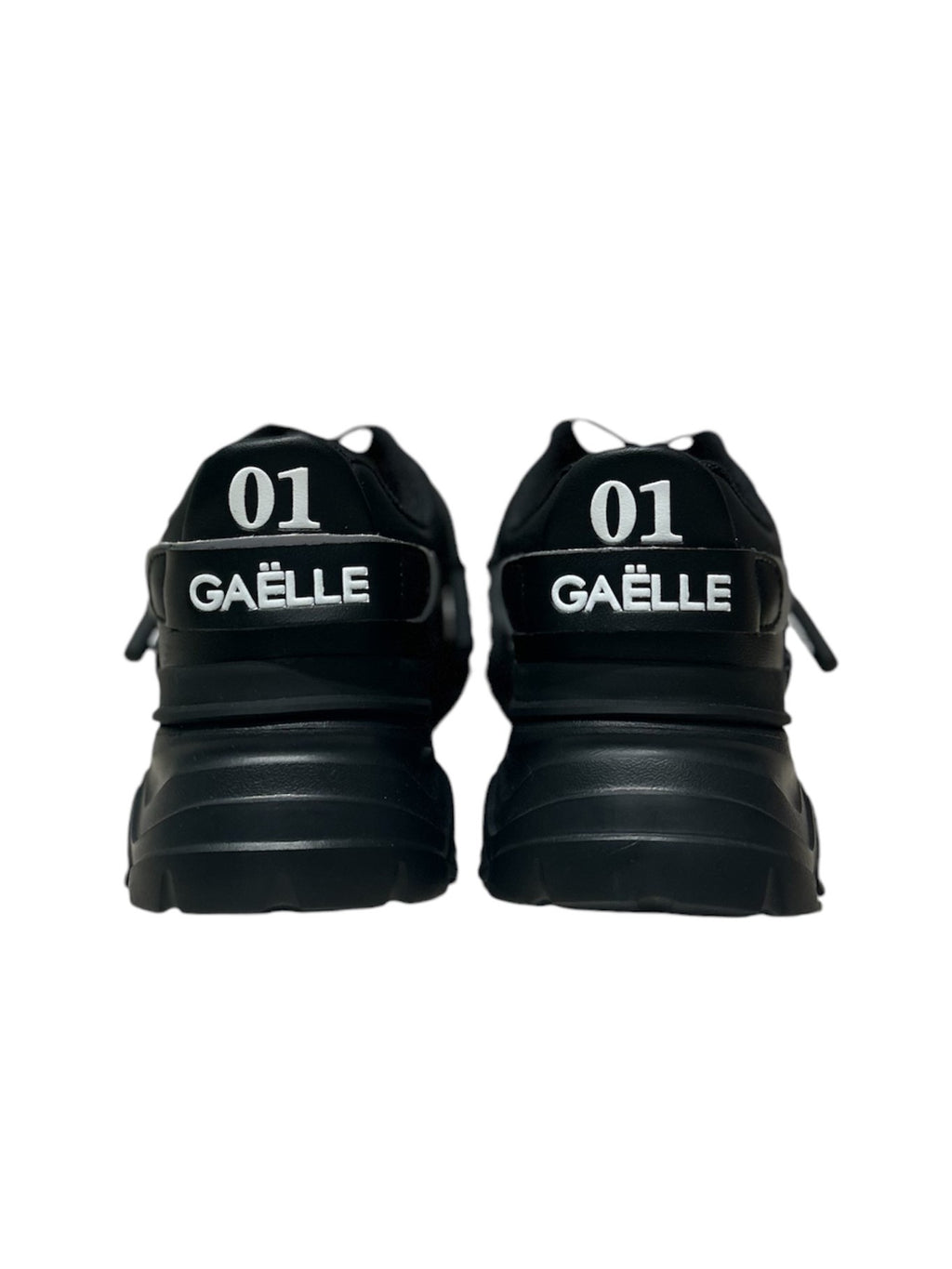 Sneakers Gaelle in tessuto mesh nero -CAW011