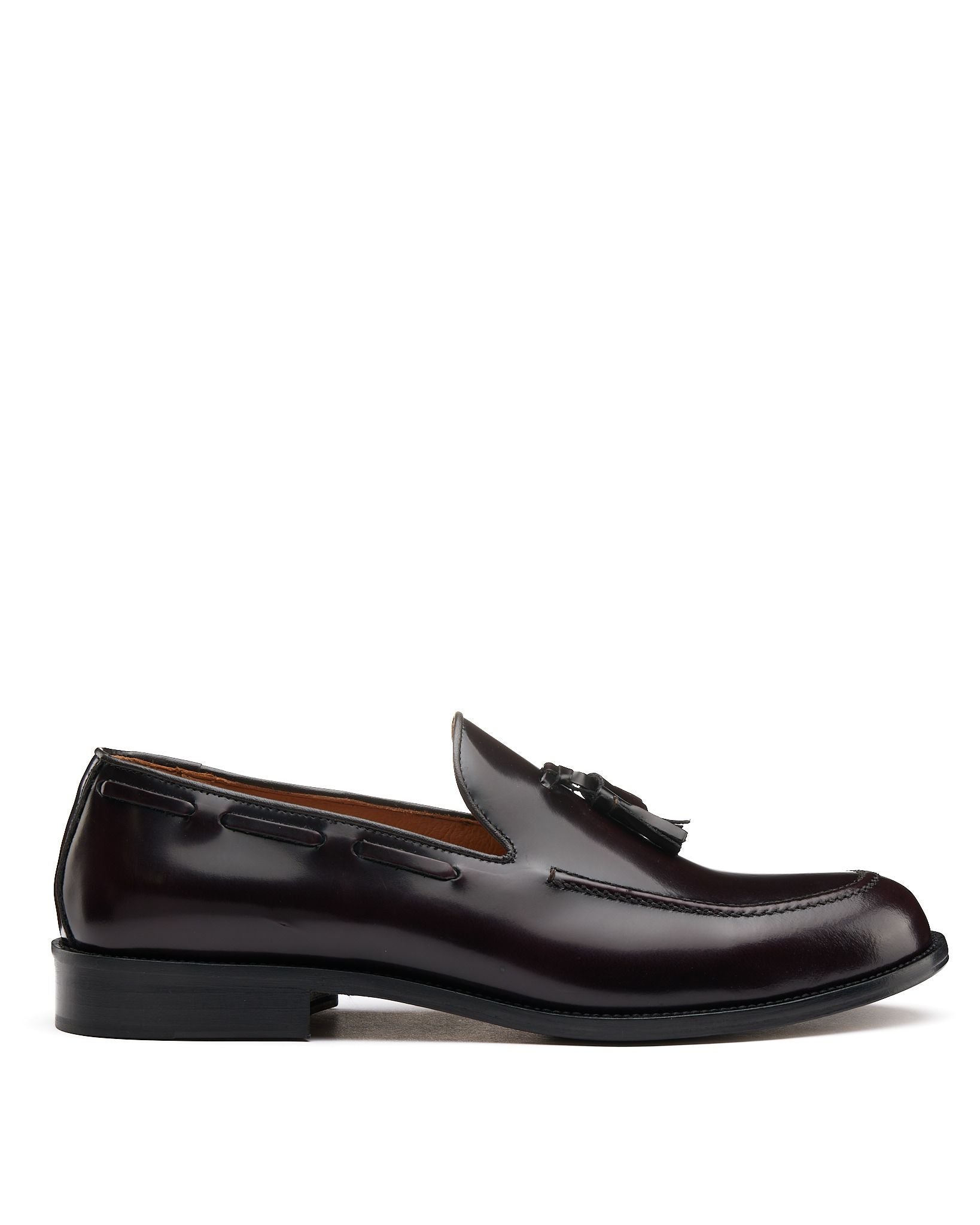 Mocassino con nappe in pelle abrasivato bodeaux scuro -9020BO