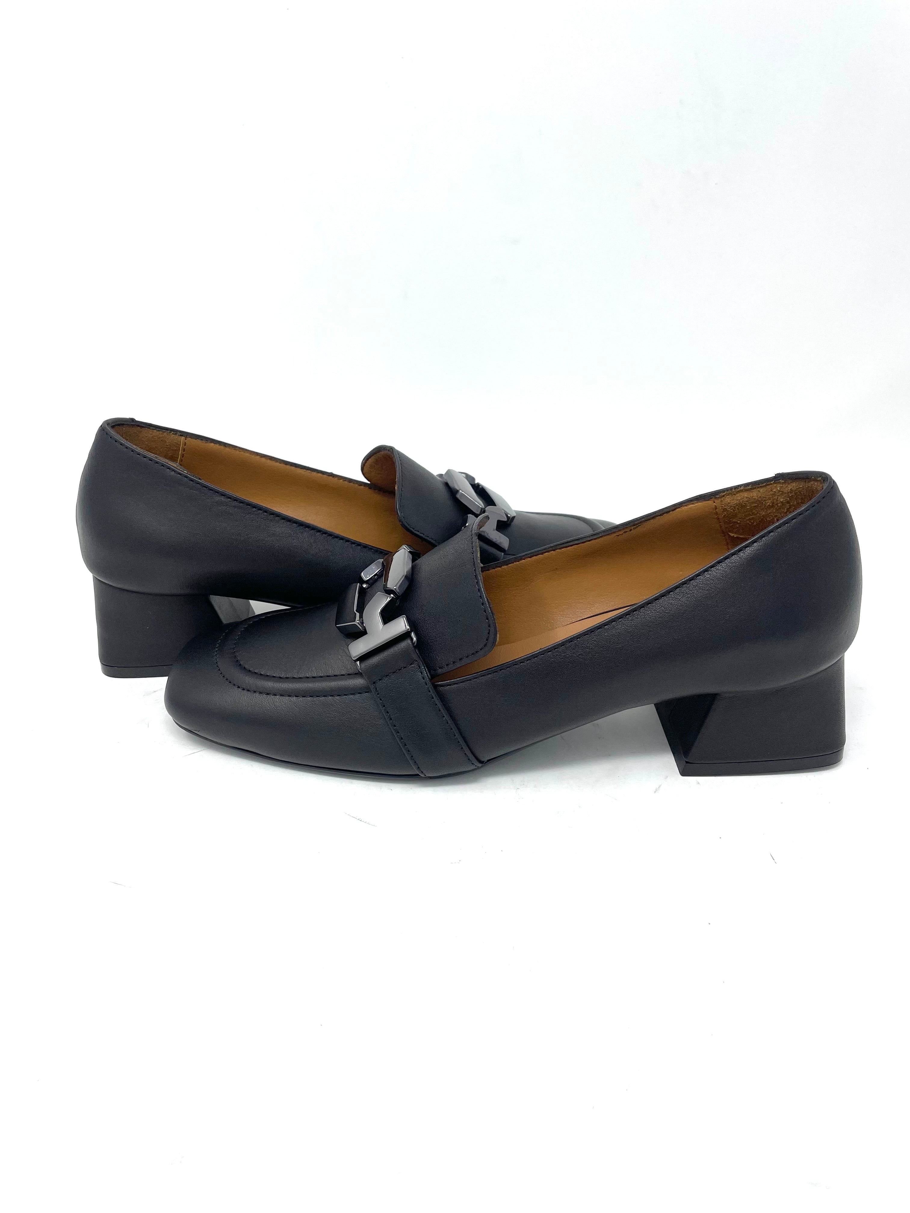 Mocassino con tacco nero- K59029