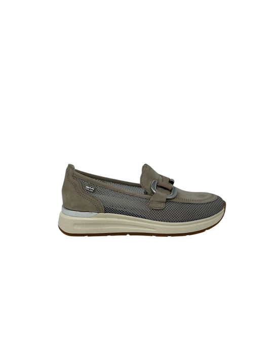 Mocassino traforato con morsetto beige -36041A