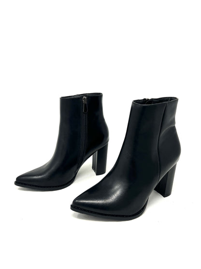 Tronchetto tacco largo in pelle nero -X29B06A
