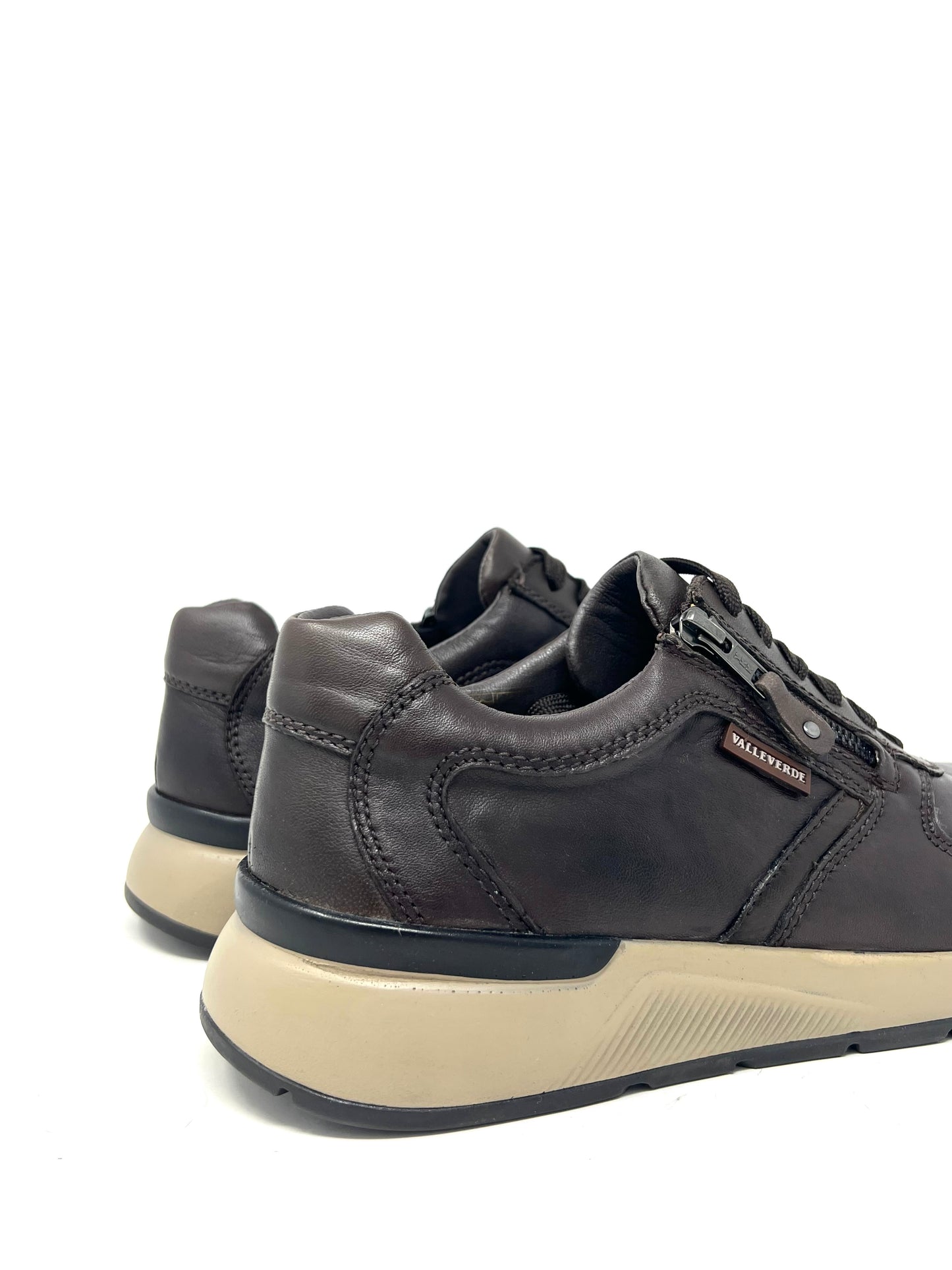 Sneaker uomo in pelle marrone -36842A