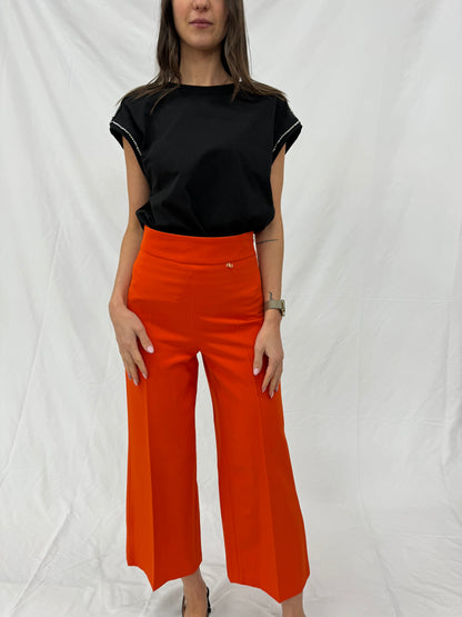 Cropped con baschina arancione -RACHELA
