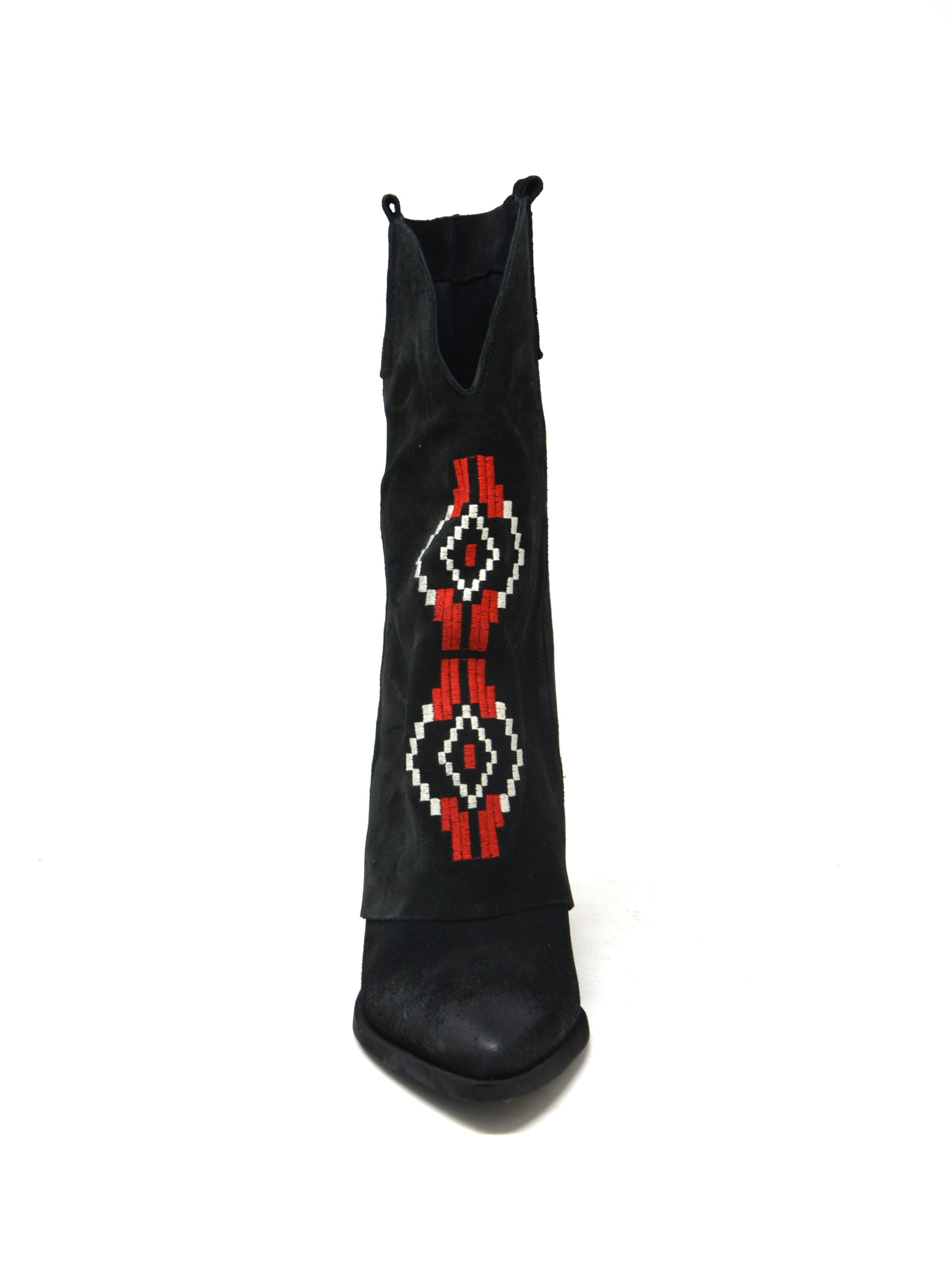 Texani con risvolto e ricamo nero -VMD025