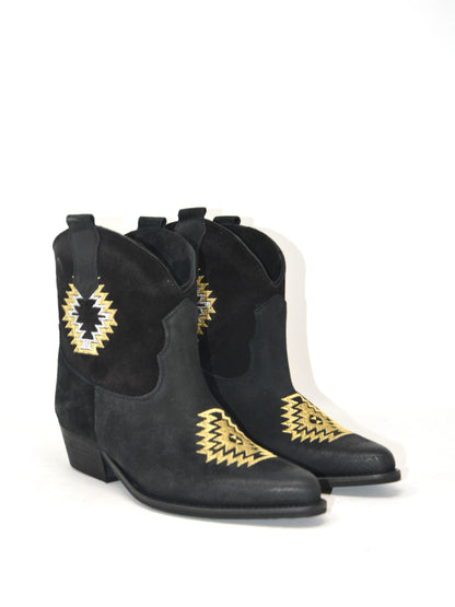 Texano nero ricamato oro - VMD02A