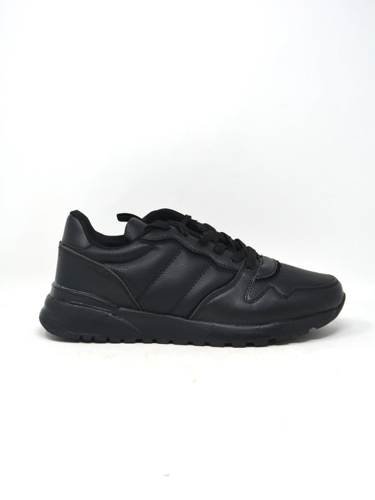 Sneaker in ecopelle nera - 957