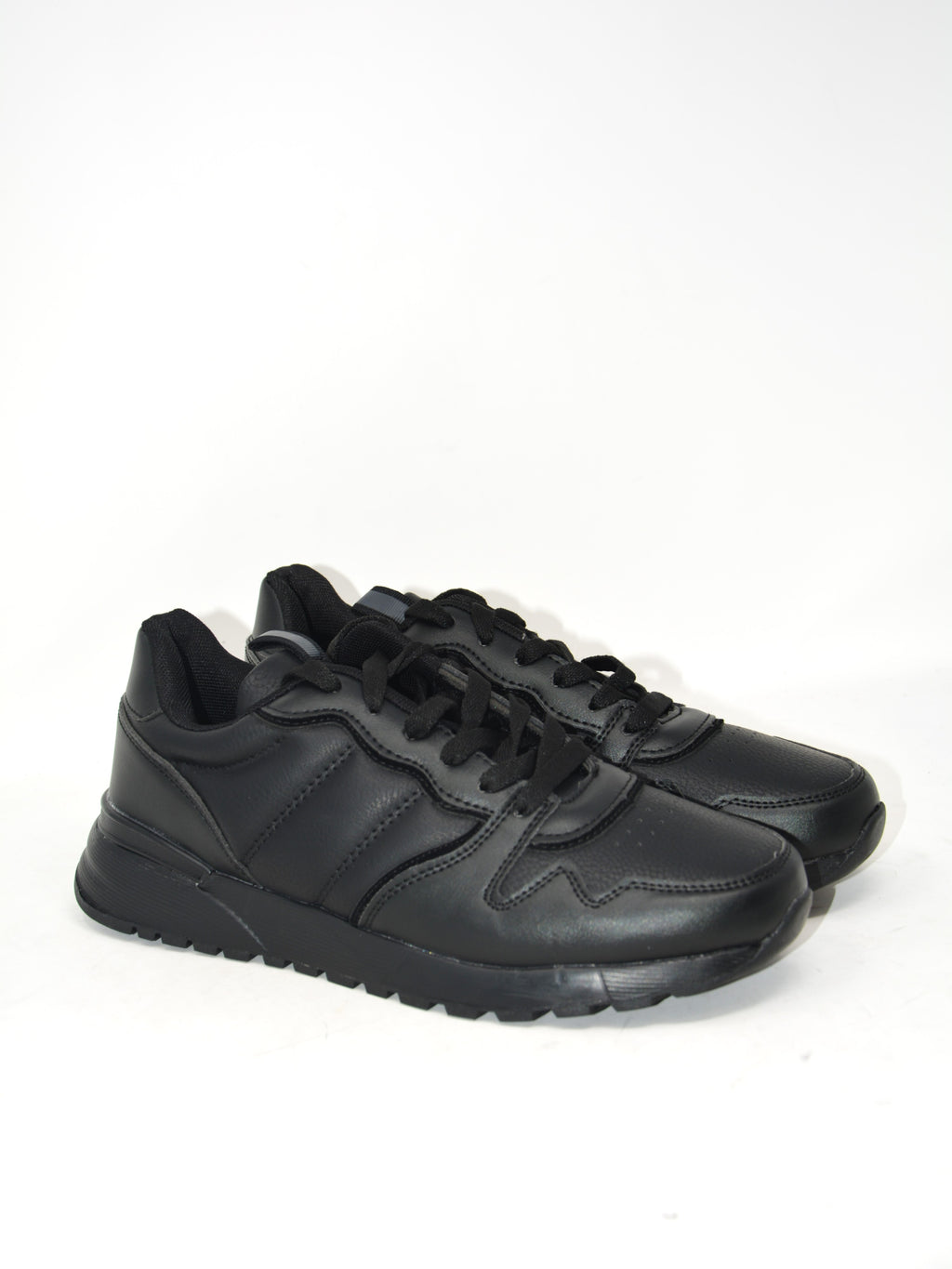 Sneaker in ecopelle nera - 957