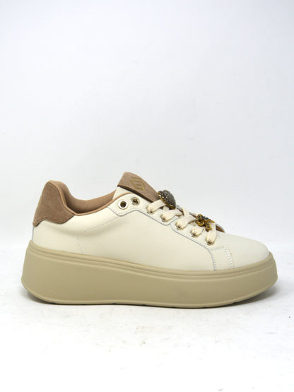 Sneaker fondo alto con accessori -GB971