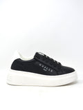 Sneaker nera in pelle -W01477