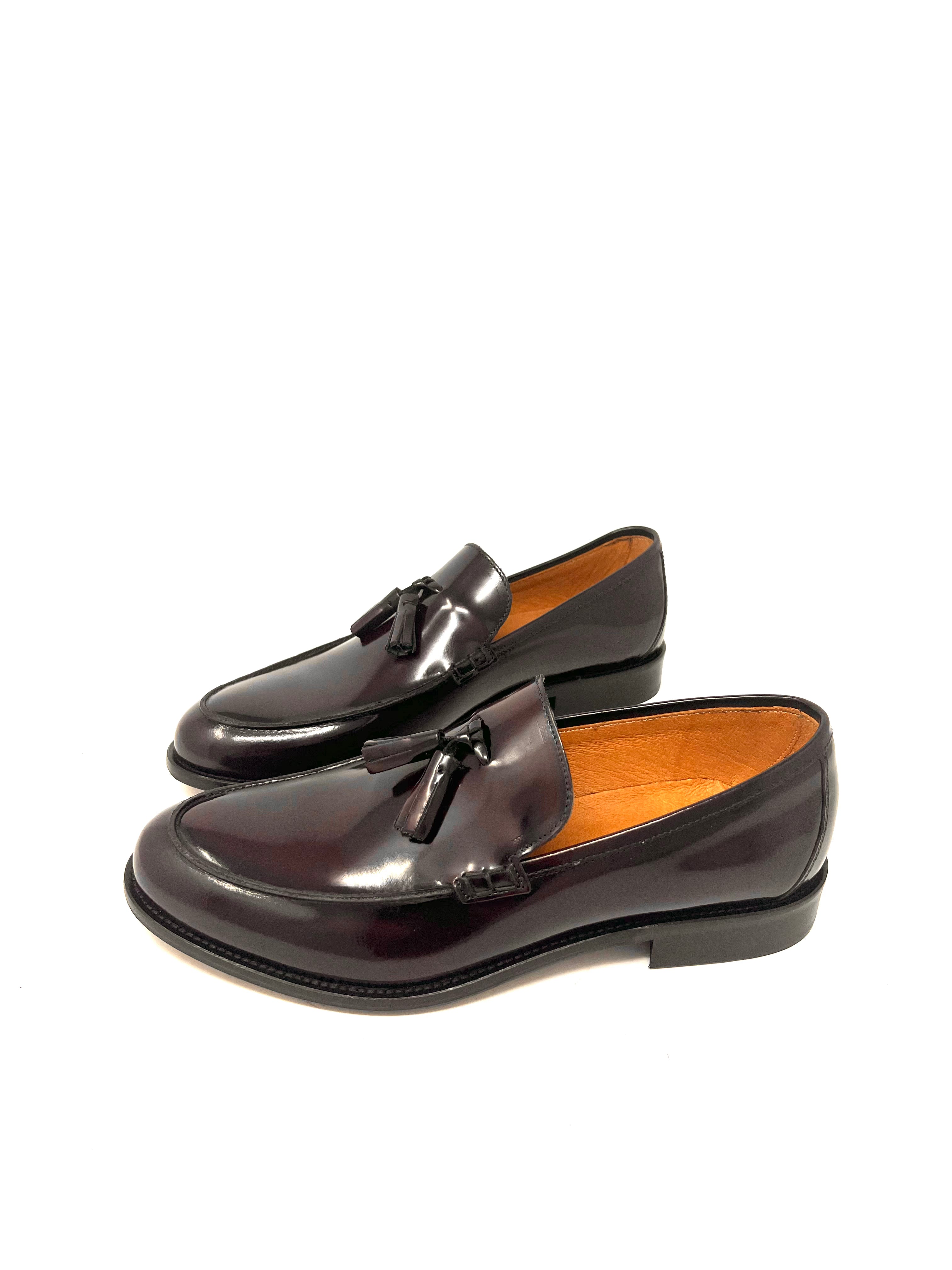 Mocassino con nappe abrasivato bordeaux -313BO