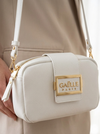 Gaelle Mini camera bag metal logo V_GAC3167
