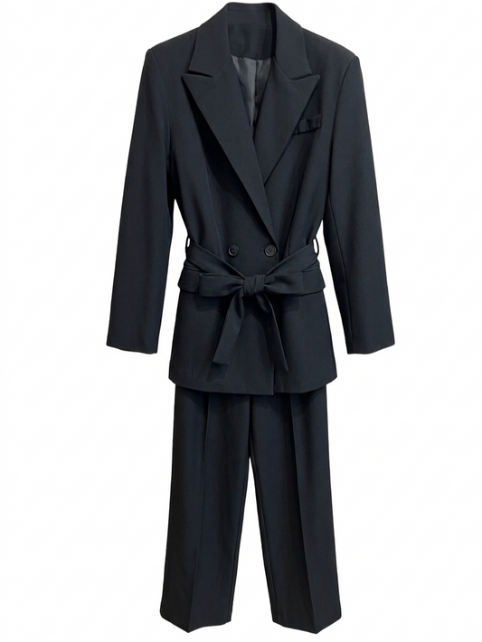 Completo giacca con cinta in vita e pantalone - V_637700