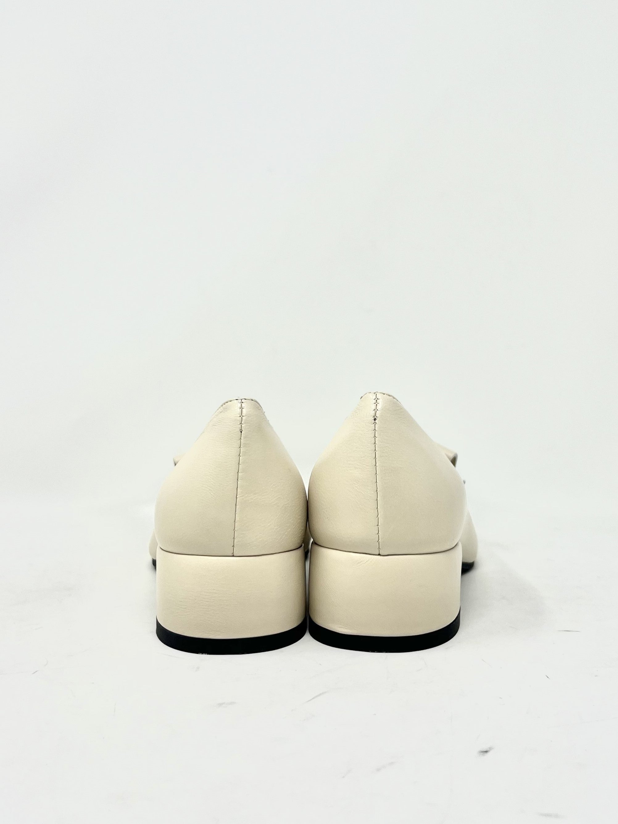 Scarpa bassa nappetta milk - V5348