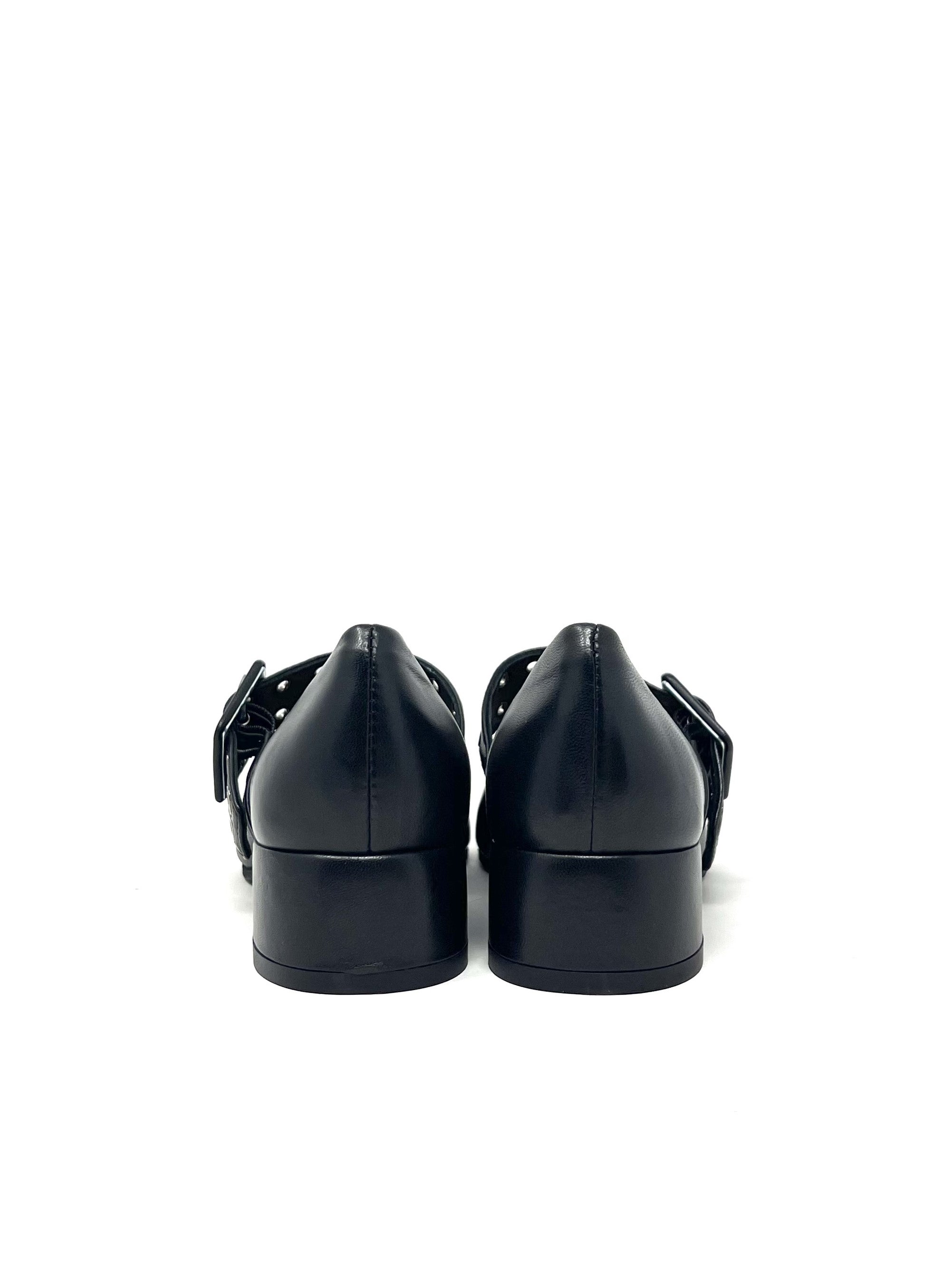 Scarpa bassa borchie nappetta nero - V5349