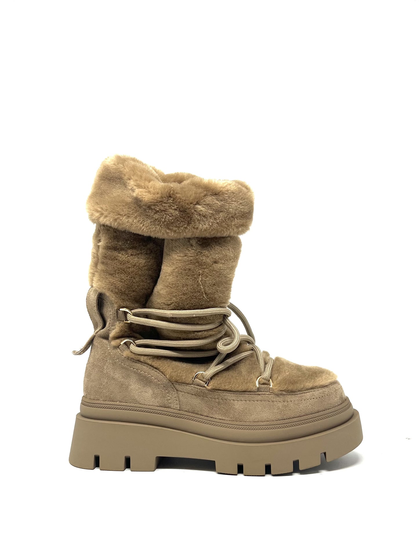 Scarponcino in ecopelliccia color cammello - A61C