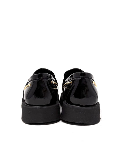 Mocassino abrasivato nero con borchiette oro - VMD015