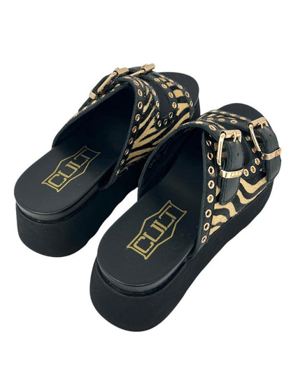 Ciabatta platform animalier nero con borchie - CLW430L