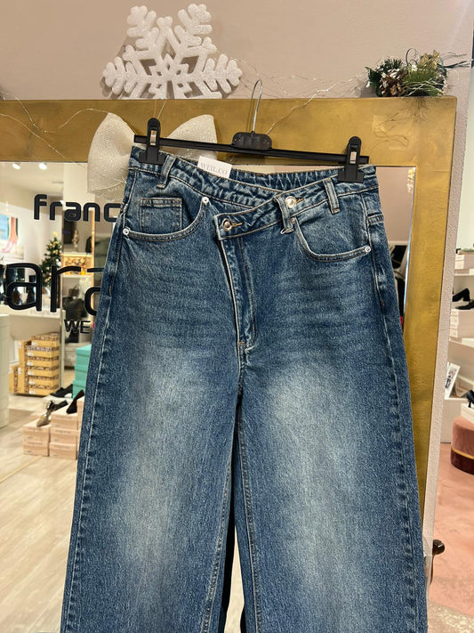 Jeans a palazzo asimmetrico - 6100J