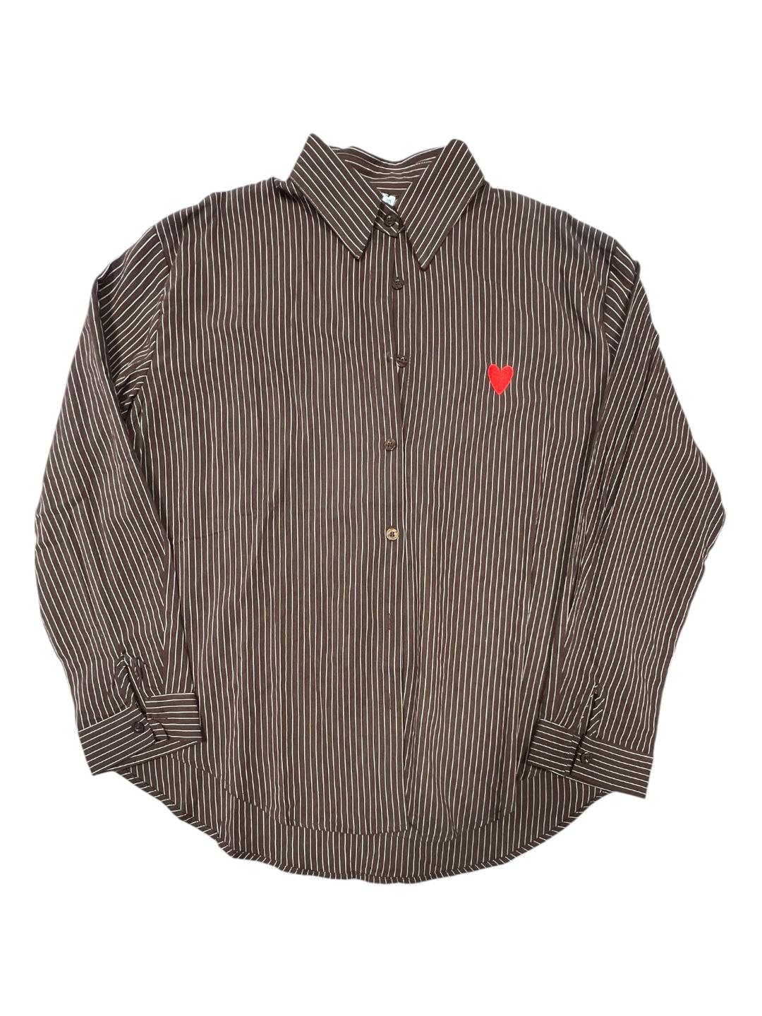Camicia gessata color marrone con cuore rosso - V_2435