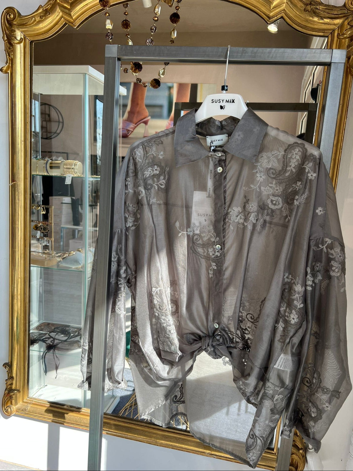 Camicia con ricamo verde salvia V_S26M57V