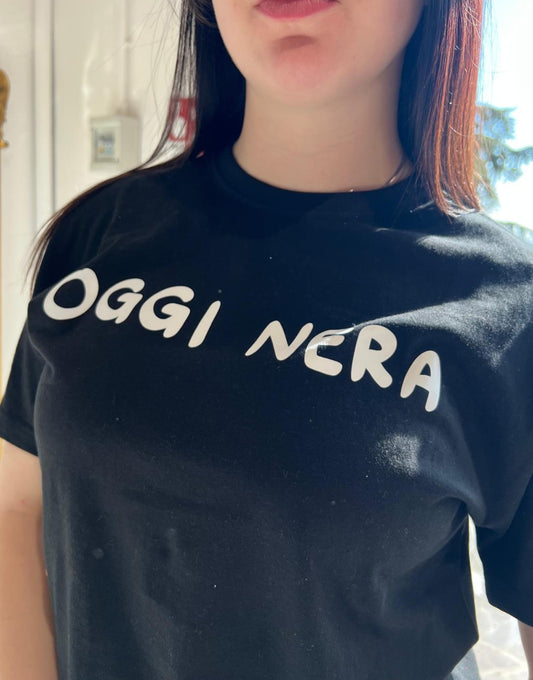 T-shirt Oggi nera V_TSH40