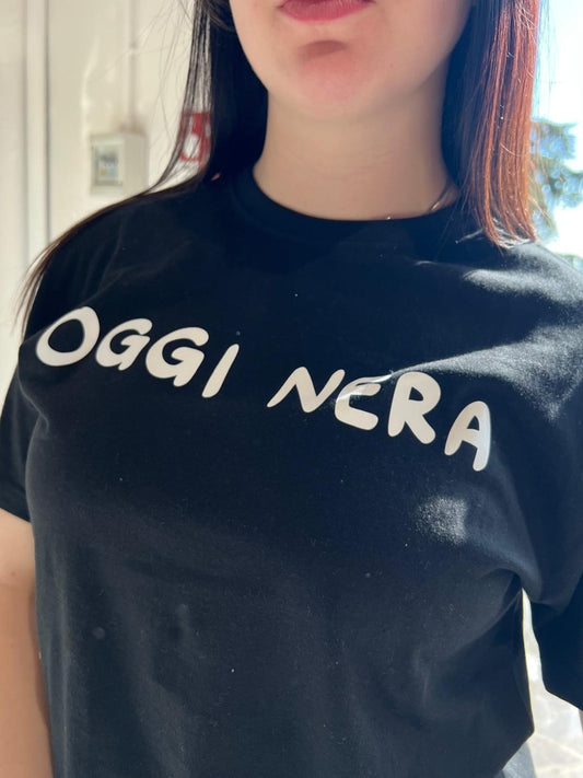 T-shirt Oggi nera V_TSH40