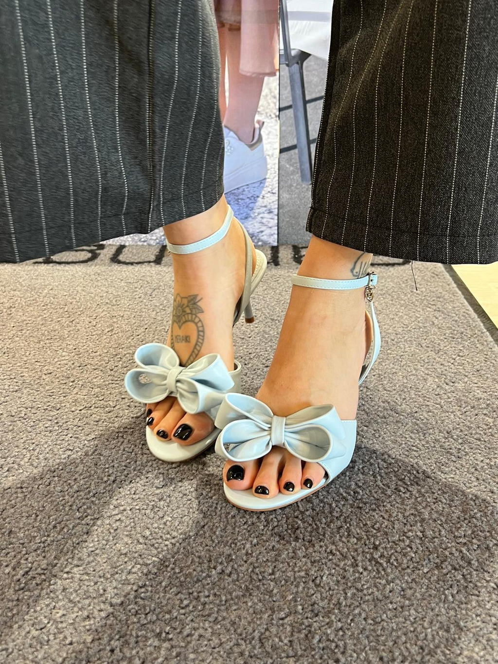 Ankle strap con fiocco celeste V_FG02